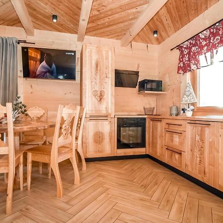 Апартаменты Gosciniec U Bobakow Зомб Экстерьер фото